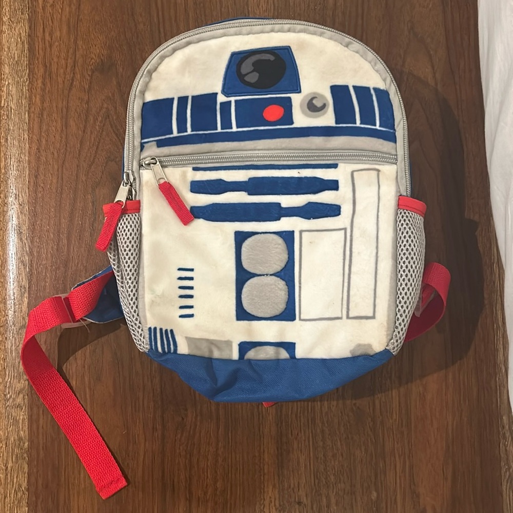 R2D2 backpack
